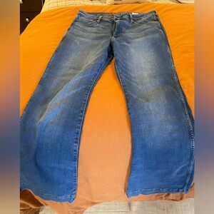 Never worn before Wrangler jeans